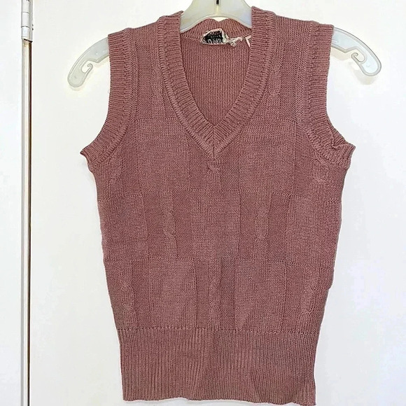 Vintage Sweaters - Tomboy of California V-Neck Corded Sweater Vest/Top